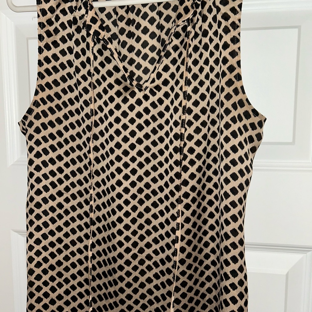 New York & Company Black and Tan Geometric Blouse